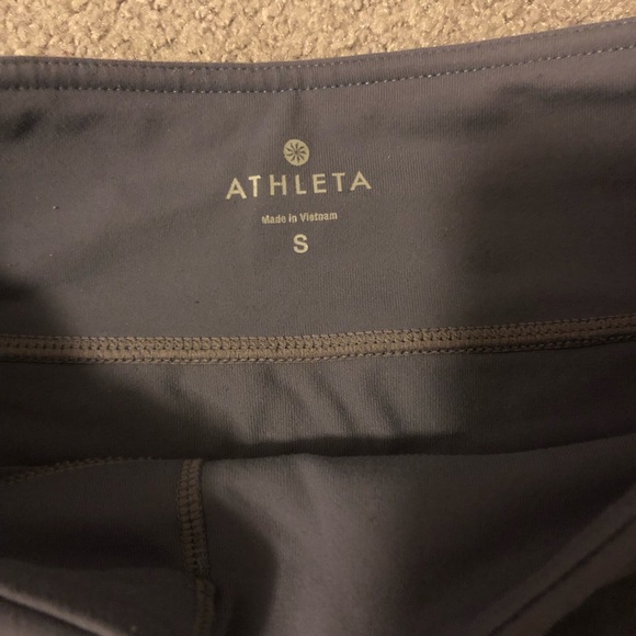 Athleta kickbooty gray yoga shorts - Picture 2 of 5